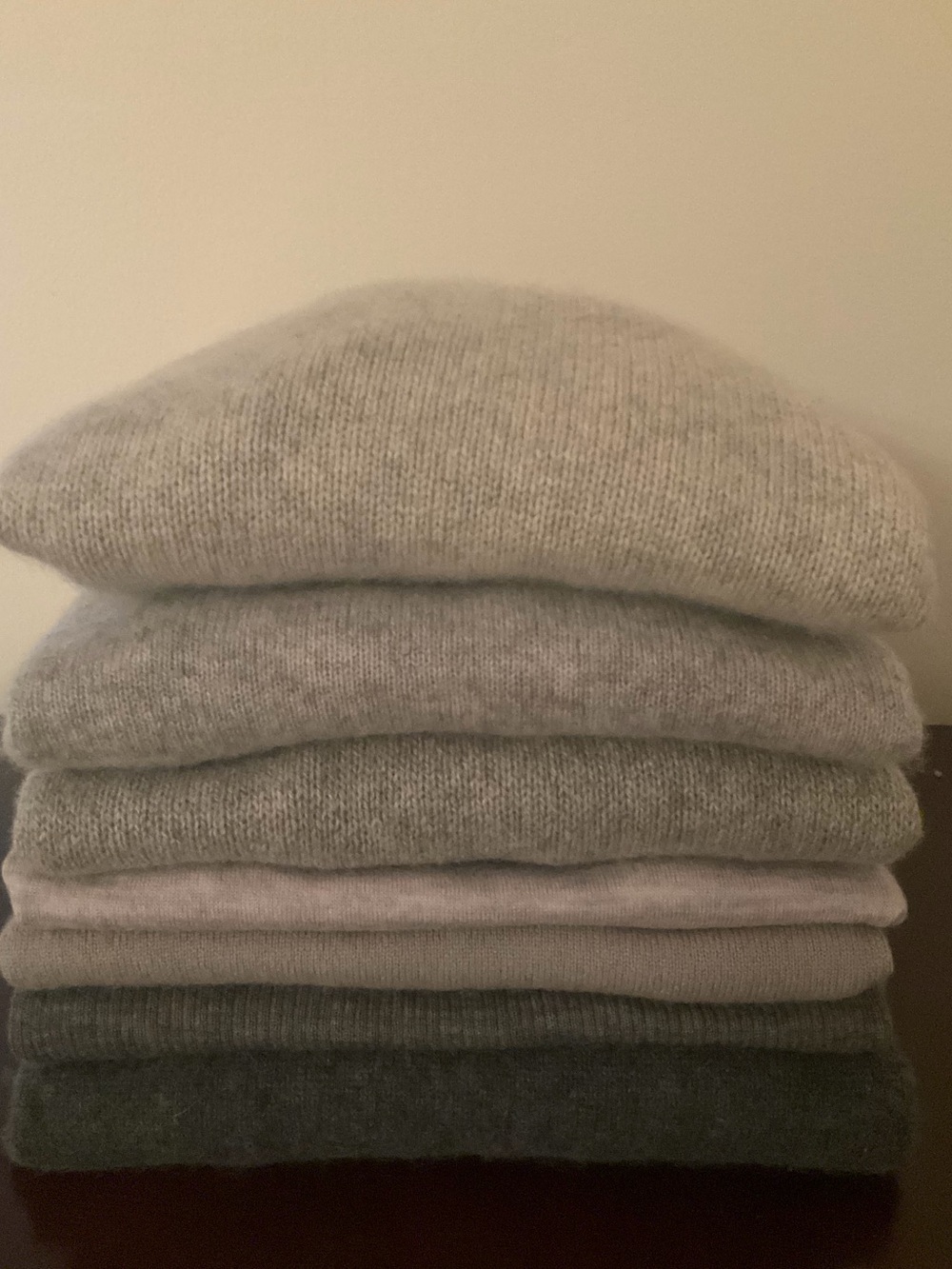 Final Price- No Offers! Zara Women’s Cashmere Crewneck Sweater in Light Gray- S